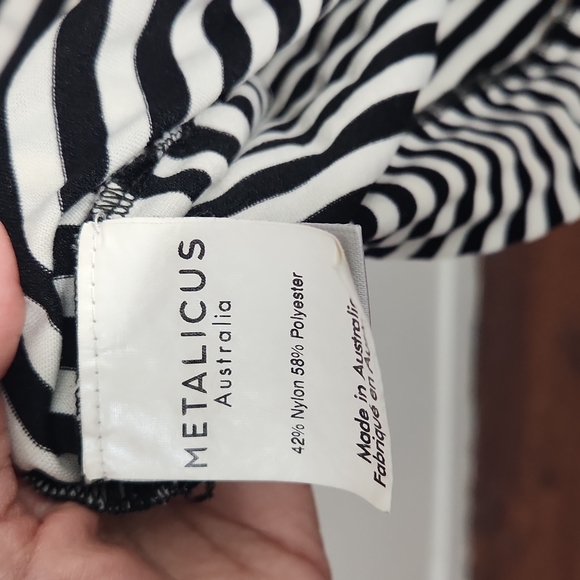 Metalicus Autralia Women's Top - Picture 3 of 3